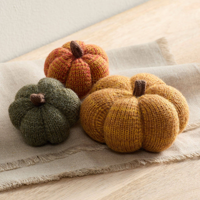 4" Cozy Knit Pumpkins