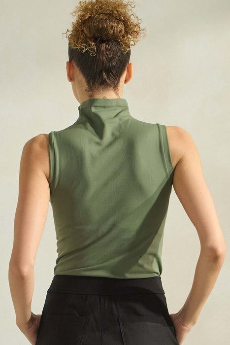 Olive Mock Neck Seamless Sleeveless Tank - One Size 0-14