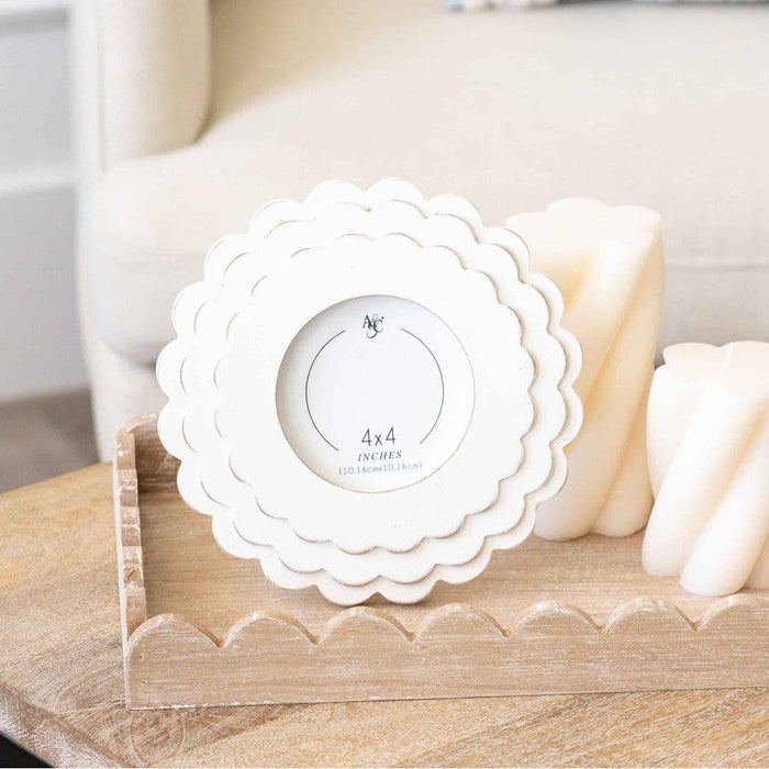 White Round Scallop Photo Frame - 4x4" Photo