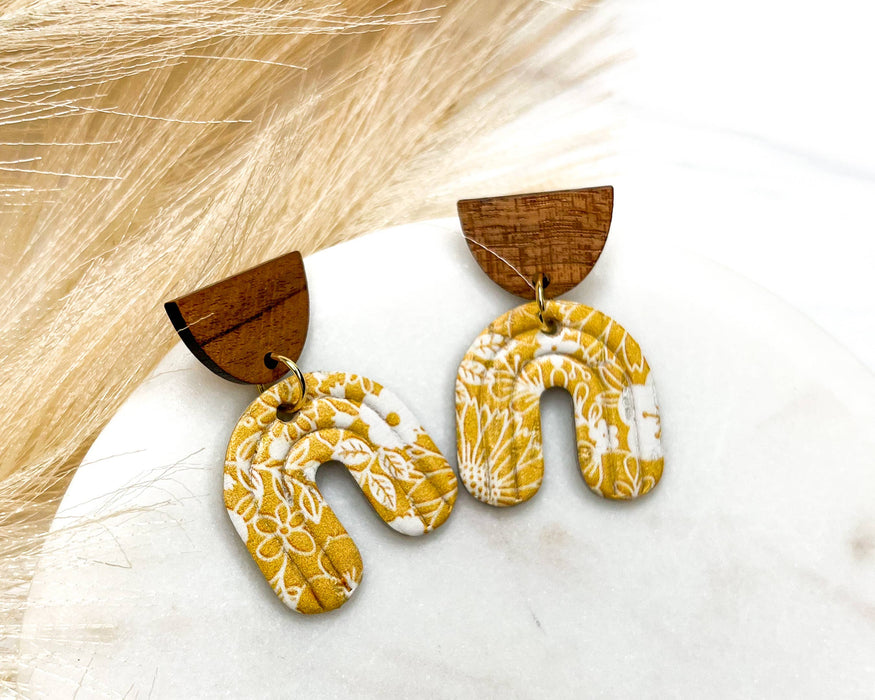 Yellow and White Floral Pattern Arch Stud Earrings