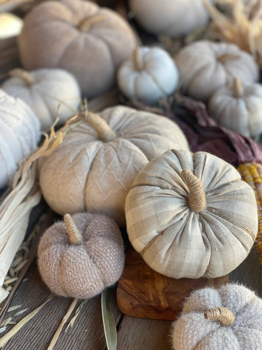 Med. Tan Diamond Fabric Pumpkin