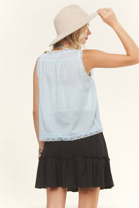 Sleeveless Front Lace Trim Blouse