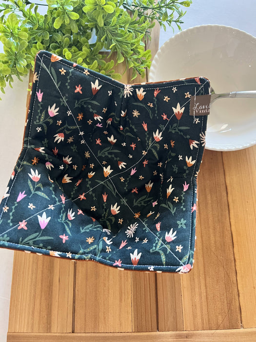 Flowers on Green Bowl Cozy