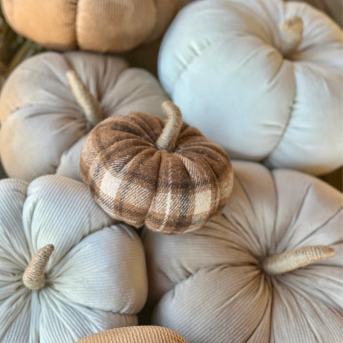 Medium Brown Plaid Pumpkin