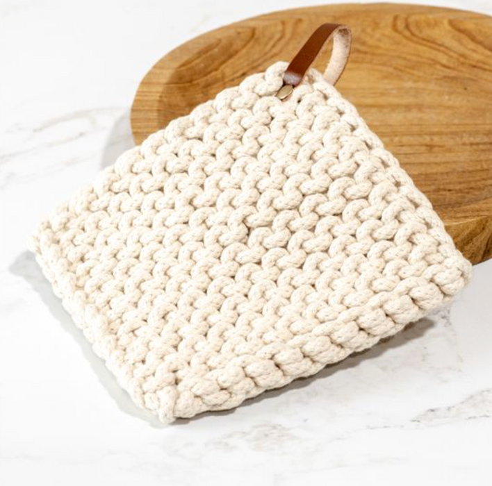 Ivory Chunky Knit Pot Holder w/ Leather Loop