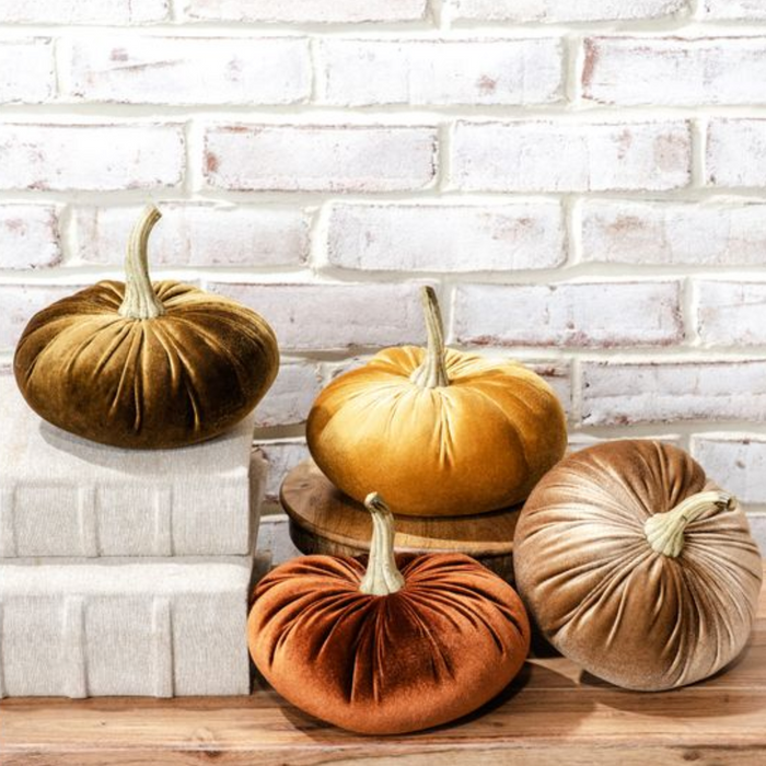 7.5" Velvet Pumpkins