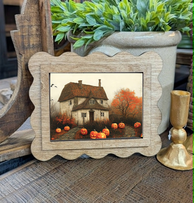 Halloween Farmhouse Scallop Framed Art