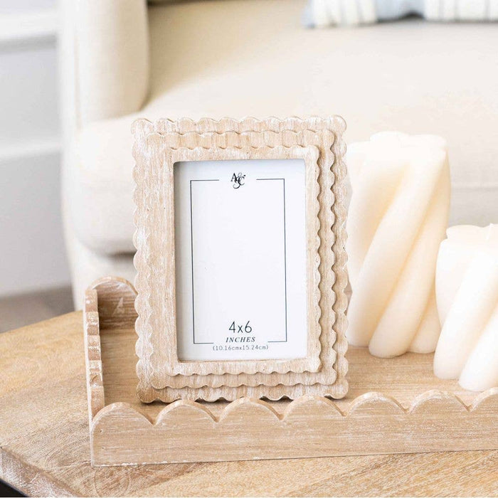 Scallop Natural Wood Photo Frame - 4x6" Photo
