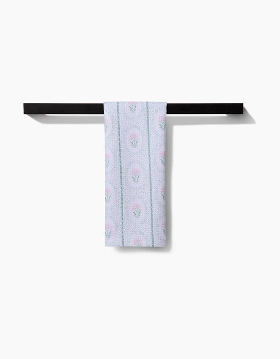 Cottage Dainty Spotted