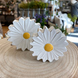 White Daisy Flower Wood Shelf Sitters